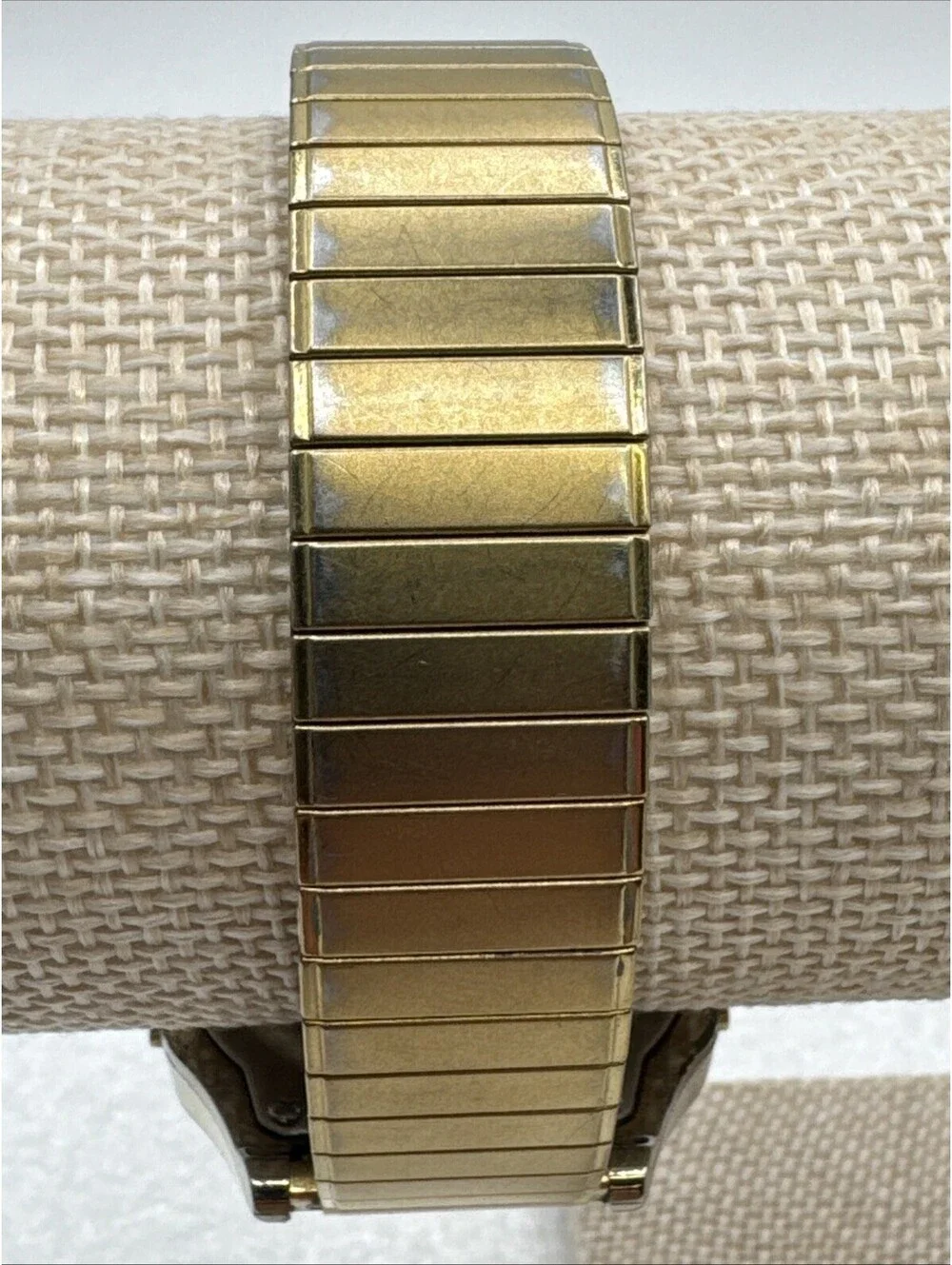 Timex Digital Goldtone Expansion Watch Alarm Indiglo Water Resistant 555LM Works